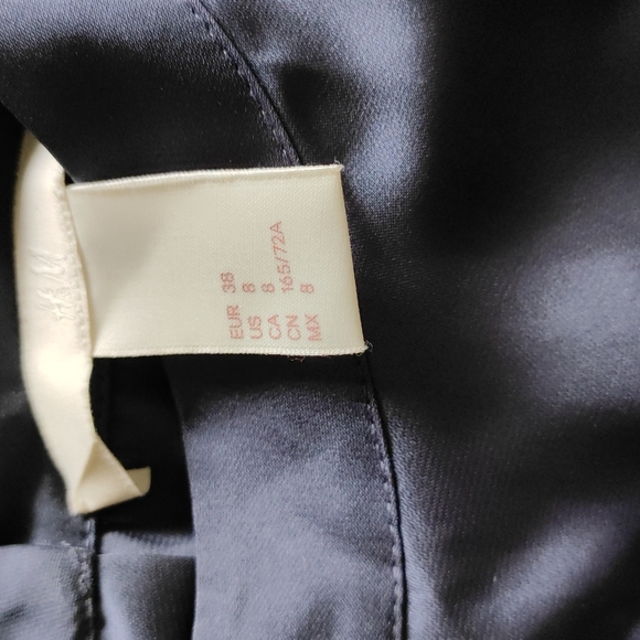 Too small for me - Picture 2 of 3